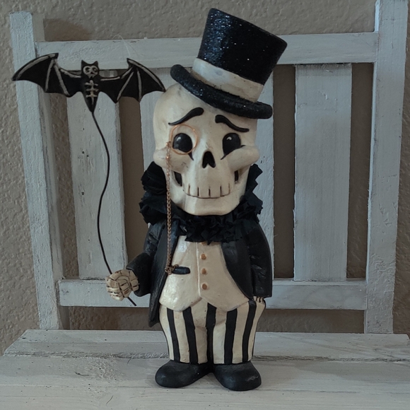 Bethany Lowe Dapper Desmond Skelly Skeleton Striped Halloween Figurine - Picture 15 of 15